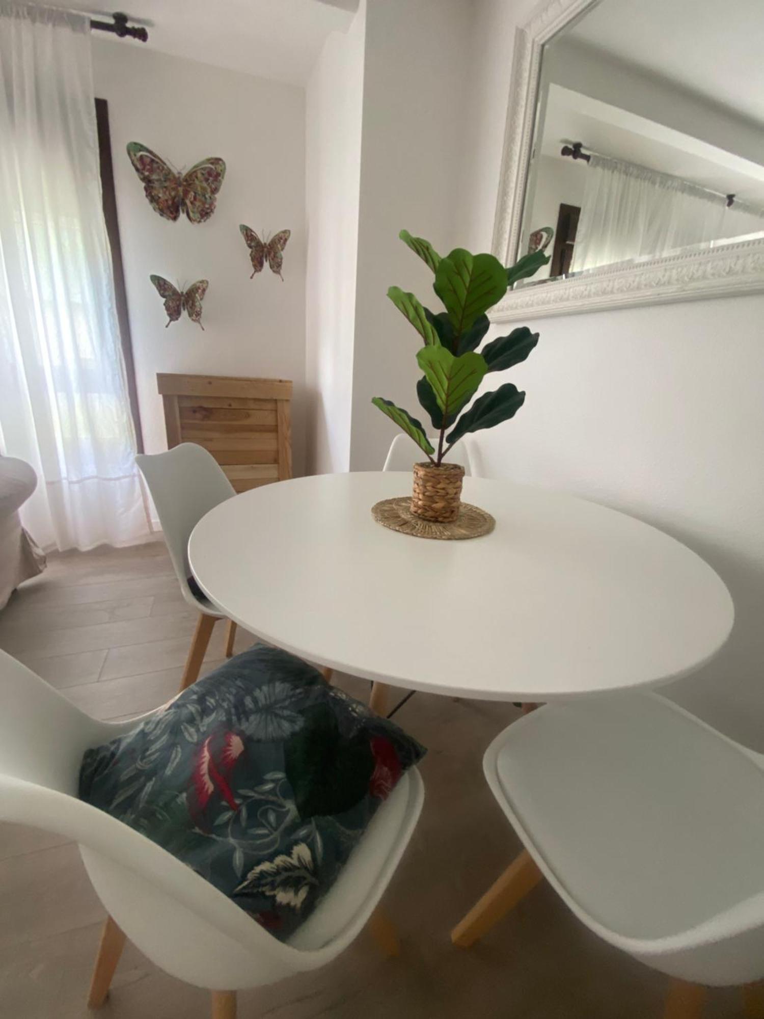 Itos Flats Infiesto Apartman Kültér fotó