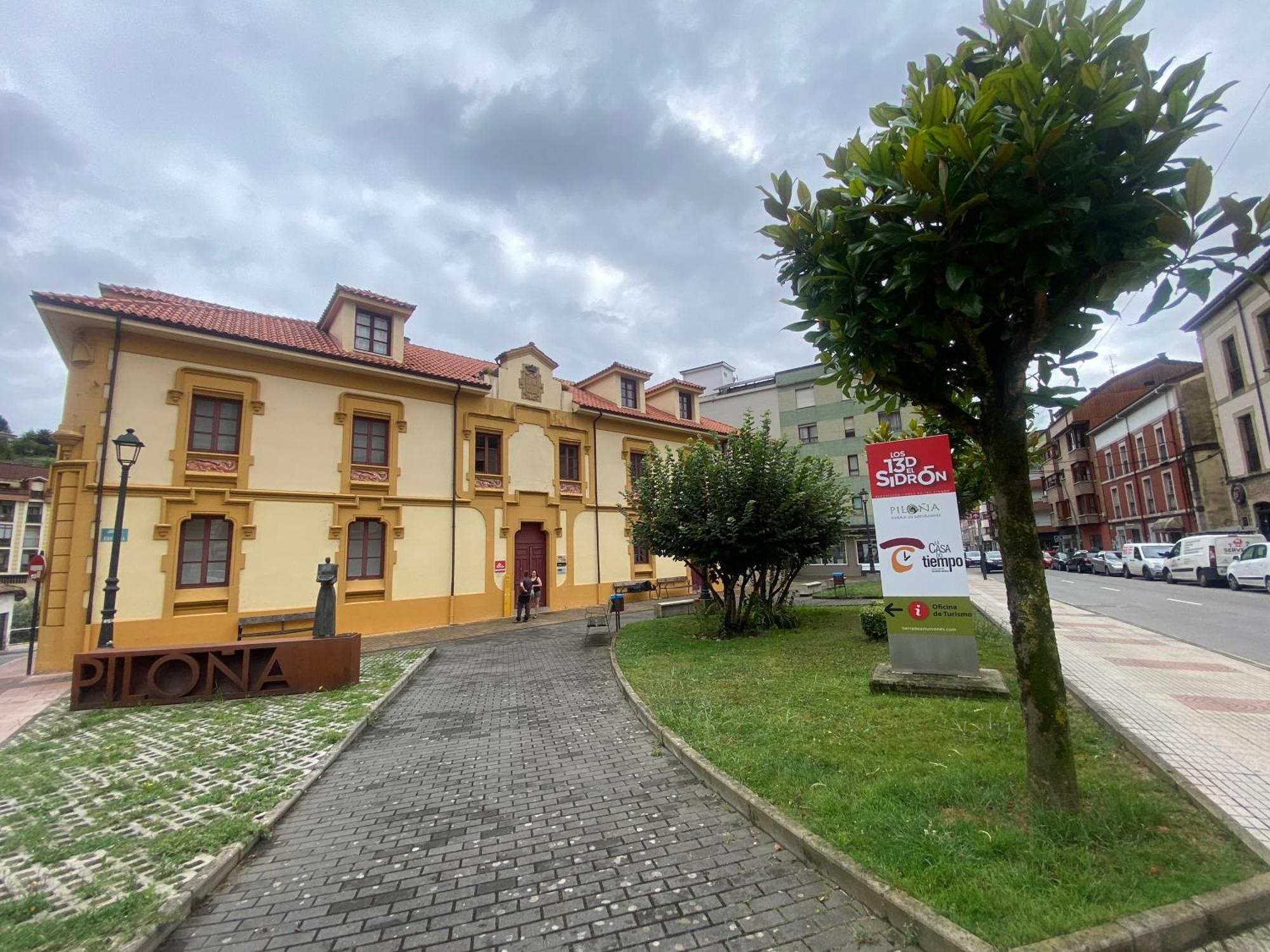 Itos Flats Infiesto Apartman Kültér fotó